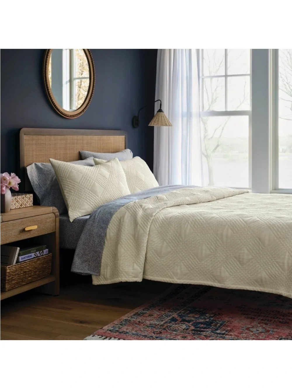 NWT Full/Queen Diamond Matelasse Gauze Quilt Ivory - Threshold